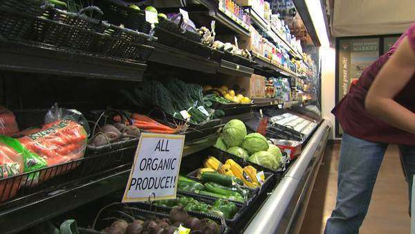 clip d617_6_439 from dissolve produce clerk