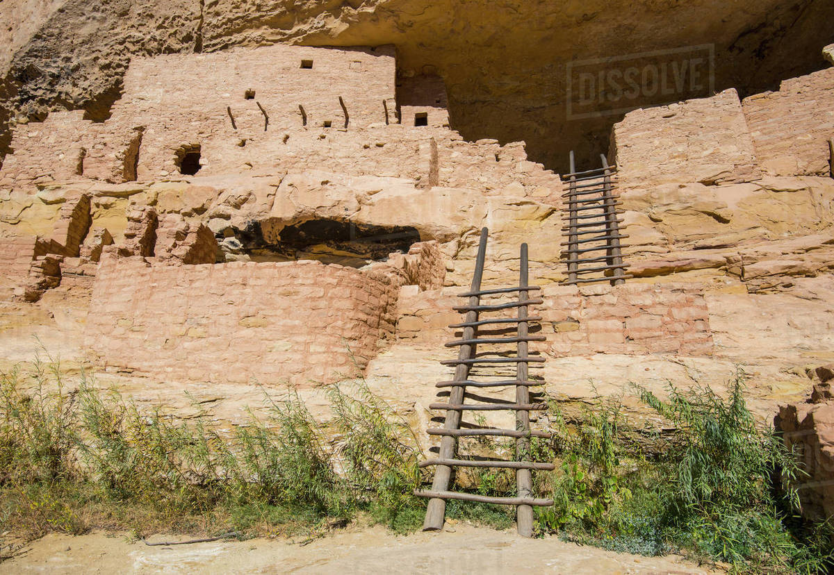 USA, Colorado, Ladders at Long House pueblo ruin in Mesa Verde National
