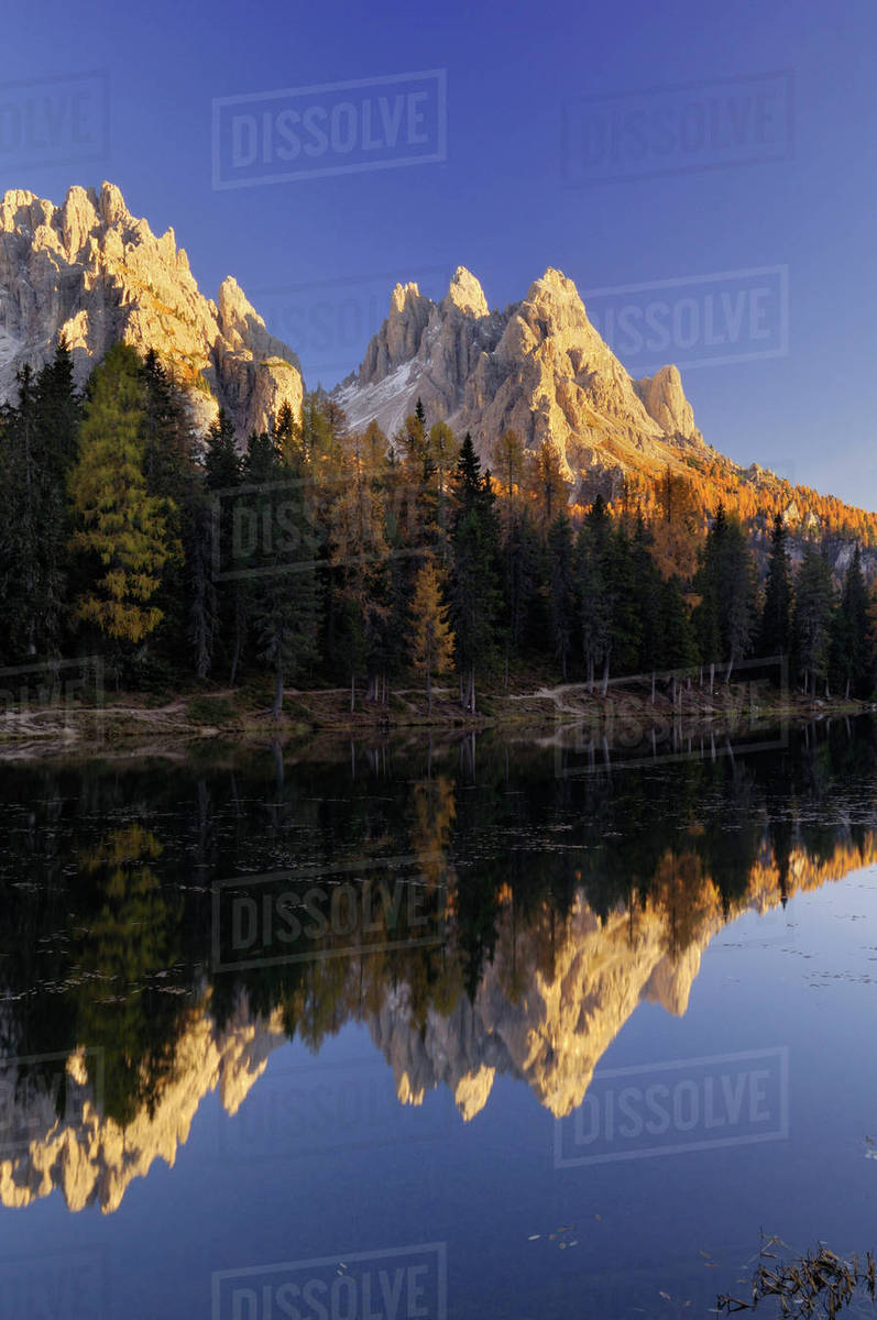 Lago Di Antorno Dolomites Cadini Group Belluno Province Veneto Italy Stock Photo Dissolve