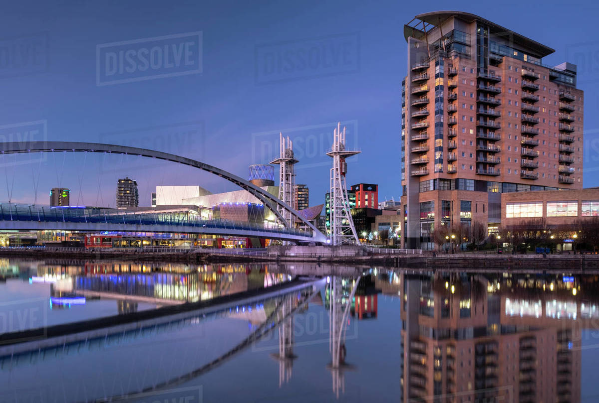The Lowry Footbridge, Imperial Point Building and Lowry Centre at night