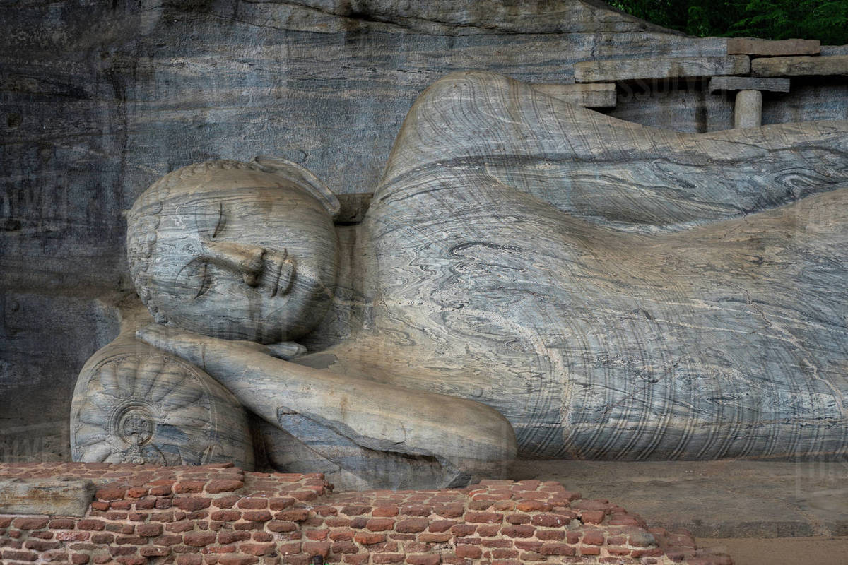 Reclining Buddha statue, Gal Vihara at Polonnaruwa, UNESCO World