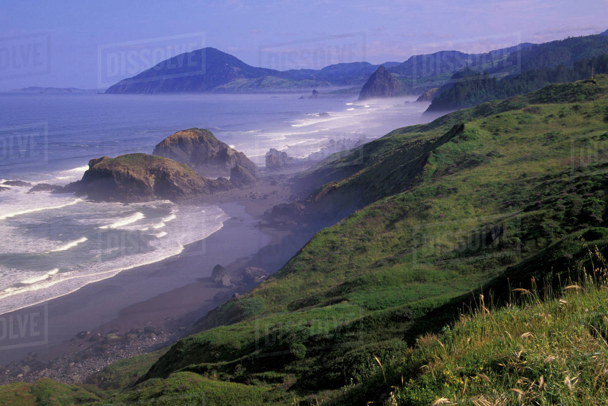 USA, Oregon, Nesika Beach. Oregon coastline and seastacks Royalty-free stock photo