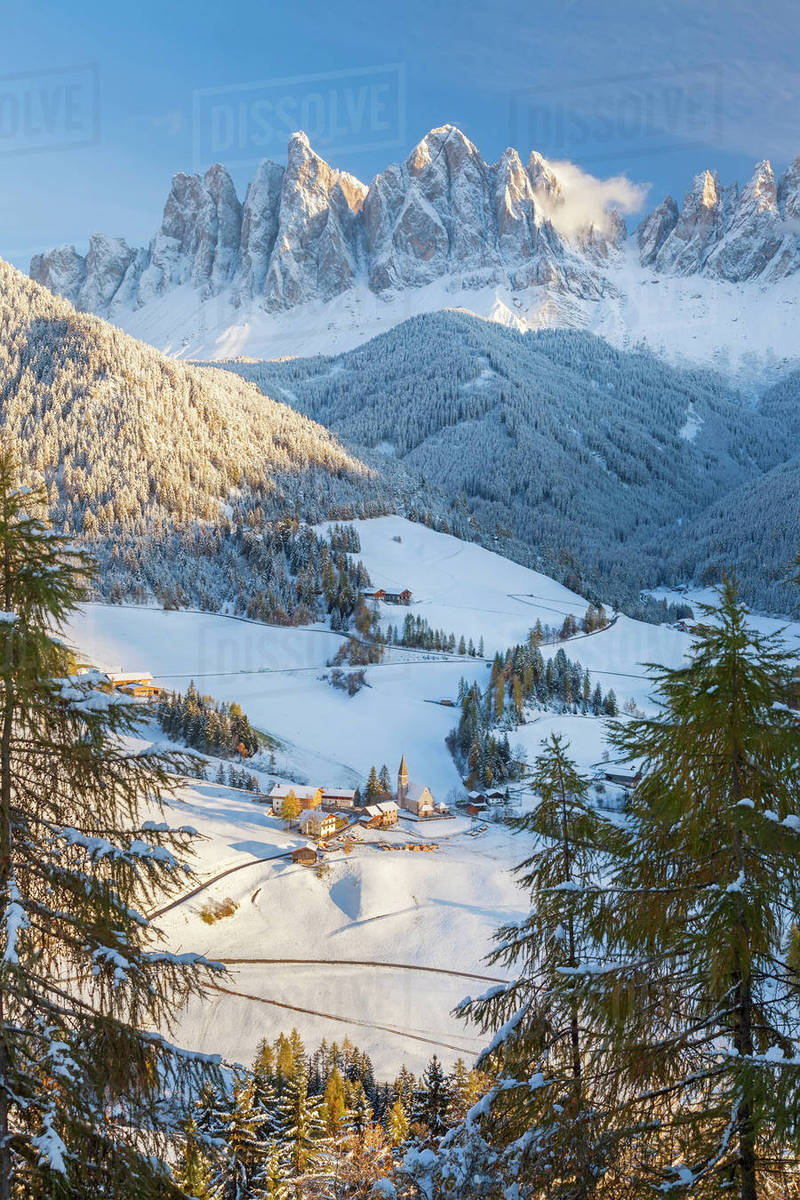Winter Snow St Magdalena Village Geisler Spitzen 3060m Val Di Funes Dolomites Mountains Trentino Alto Adige South Tirol Italy Stock Photo Dissolve