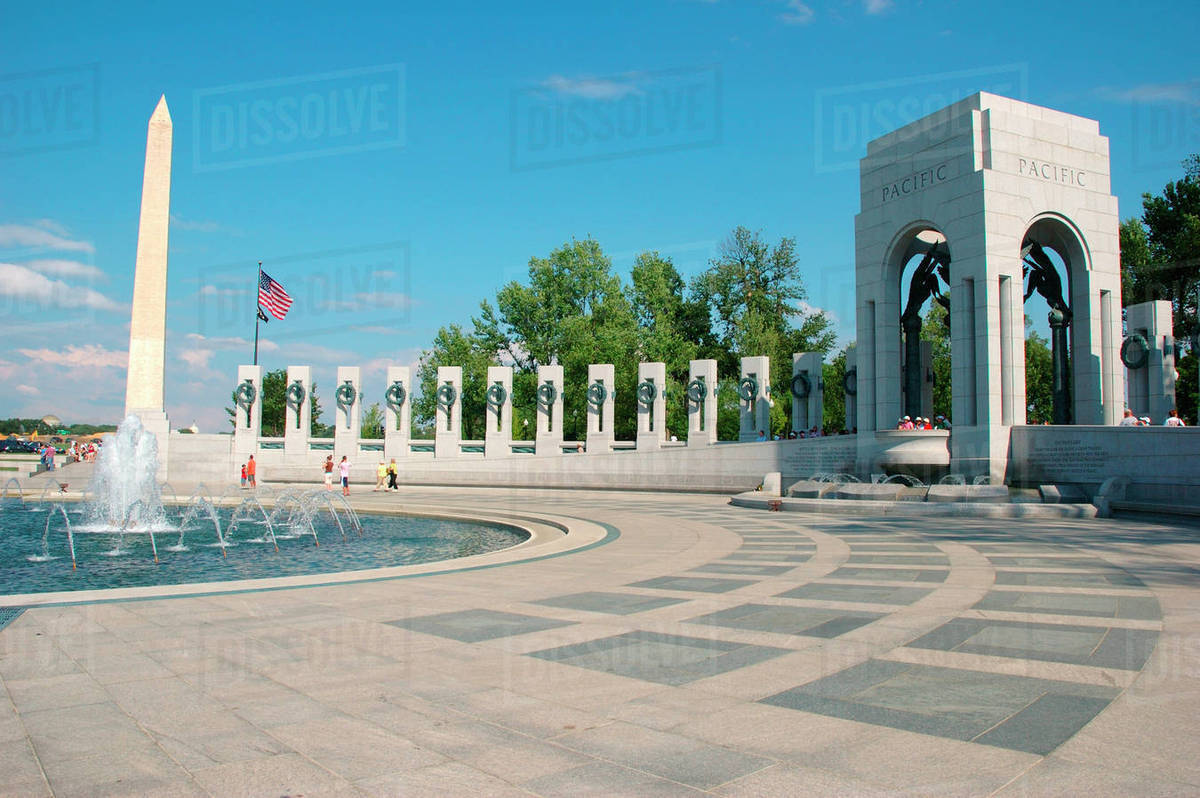 Washington, DC, National WWII Memorial Stock Photo Dissolve