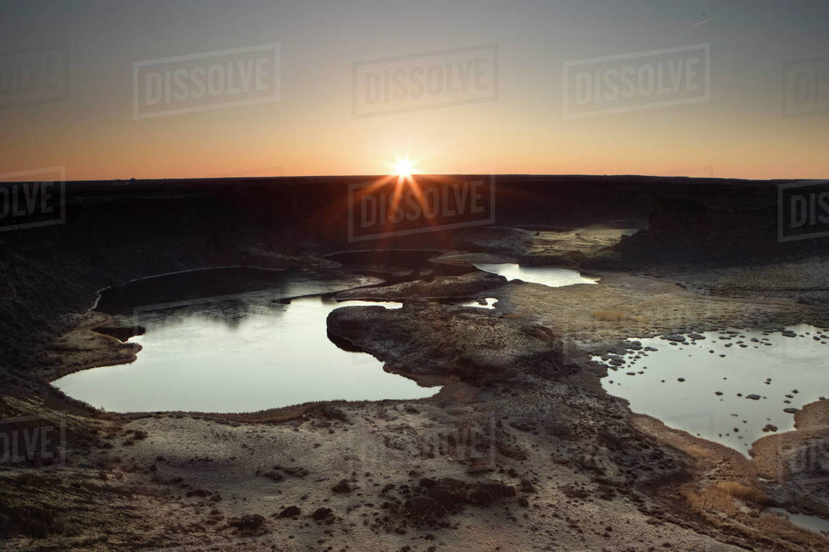 The beautiful sunrise over Dry Falls State Park near Coulee City