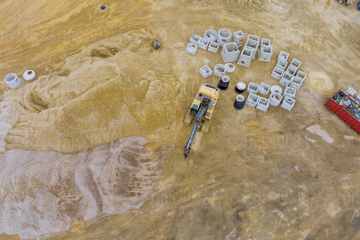 Concrete pipes to construct drainage systems on large cement drainage