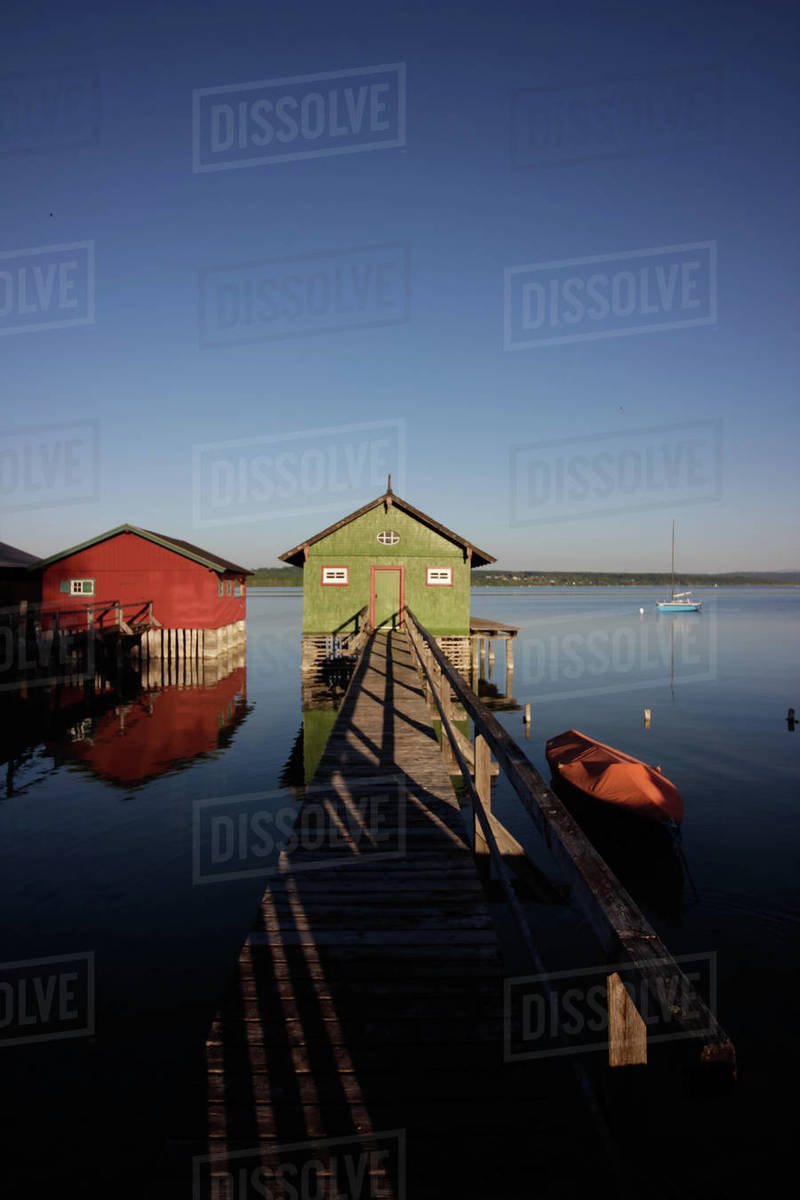 little green lake house with foot strap, nosepiece, jetty, chevalet